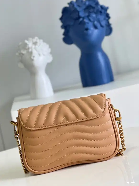 Cheap NEW MULTI-POCHETTE LOUIS VUITTON WAVE 0625